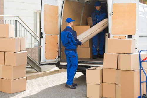 Local house removalists helping with a move in Notting Hill